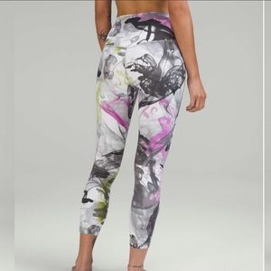 EUC - Lululemon Throwback Print Align High-Rise Pant 25" - Size 10